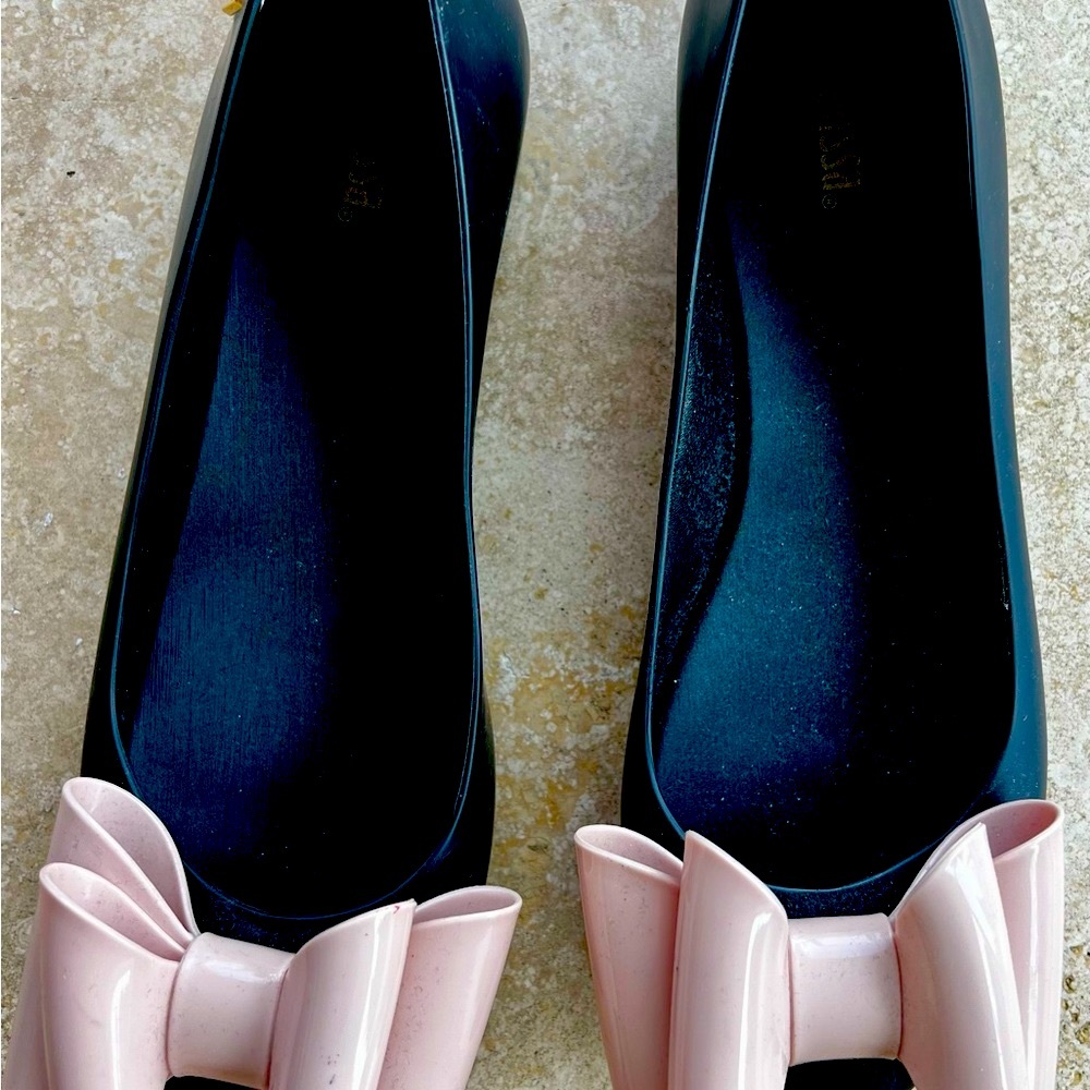 Melissa Authentic Bow Flats Size 6 US.  37 UK - Picture 2 of 6